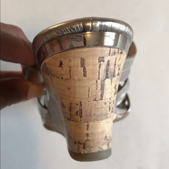 Metallic Wedge Sandals - Picture 3 of 5